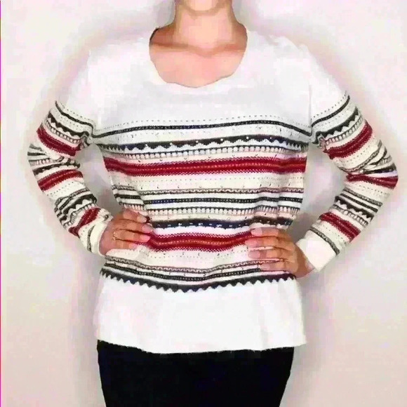 🍁4/$15🍁 white sweater - Picture 1 of 4